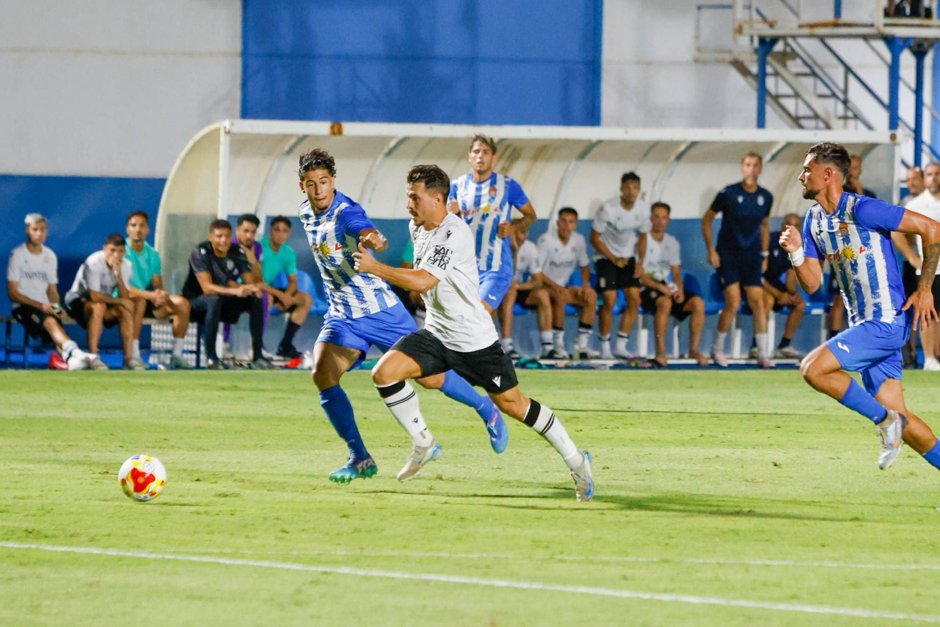 La victoria del Cartagena en Águilas, en imágenes