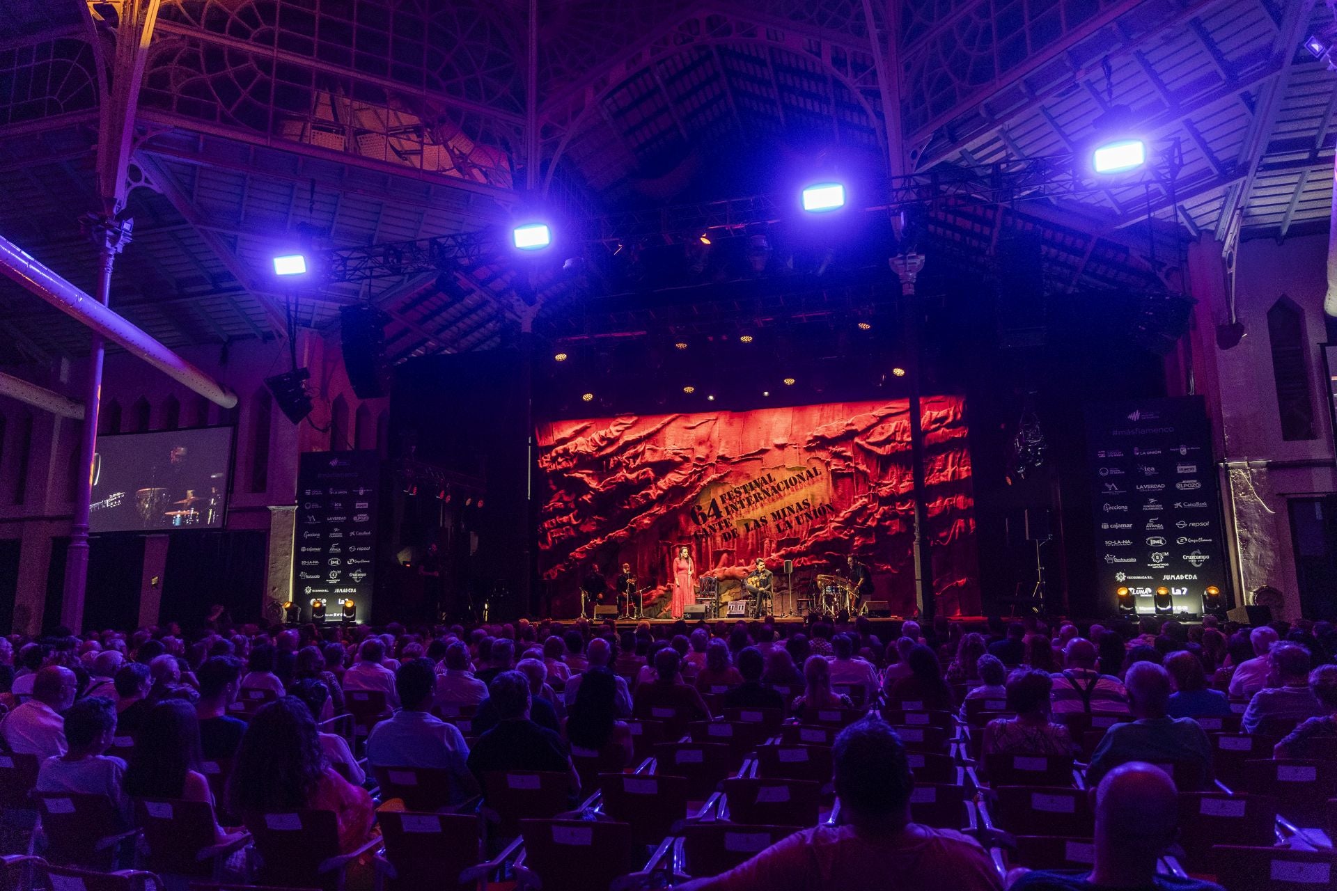 En imágenes, primera semifinal del Cante de las Minas