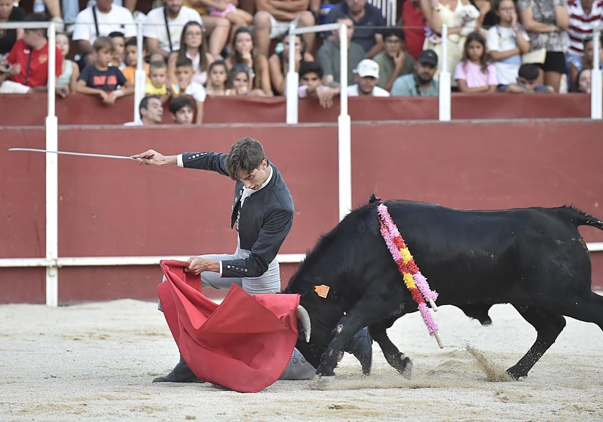 La novillada del domingo de la Feria de Blanca, en imágenes