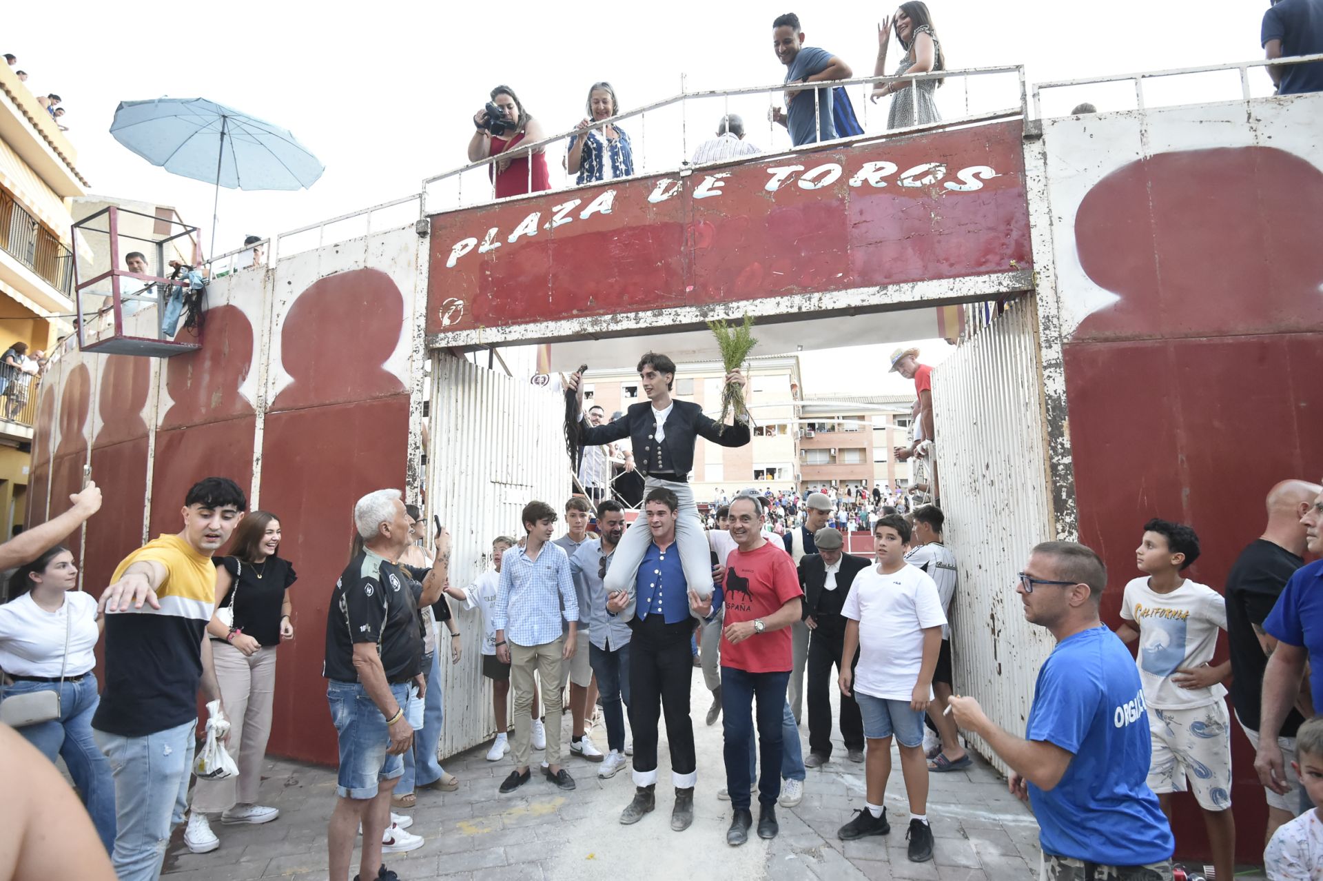 La novillada del domingo de la Feria de Blanca, en imágenes