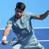 Carlos Alcaraz, durante el enfrentamiento contra Dzumhur.