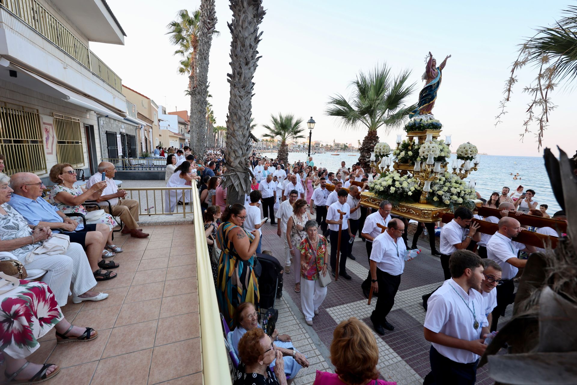 En imágenes, procesiones de la Virgen de La Asunción en Los Alcázares, Cabo de Palos y Los Nietos