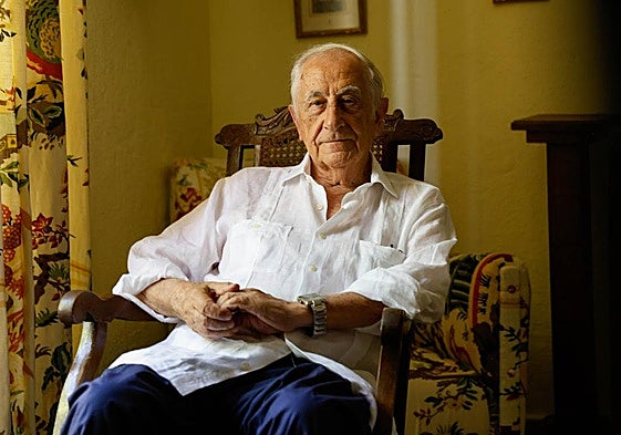 Inocencio Arias, en su casa de Vélez-Blanco (Almería).