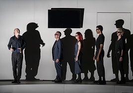 A Lluís Homar, en la piel de Adriano, le sigues en cada duda, en cada pausa, en cada confesión como a un viejo amigo, pero no lo es.