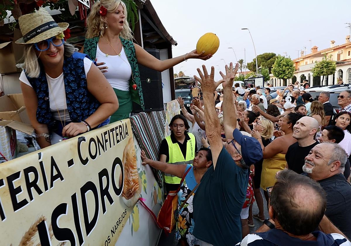 El XXII Bando Internacional de la Huerta y el Mar inició su recorrido en Los Narejos.