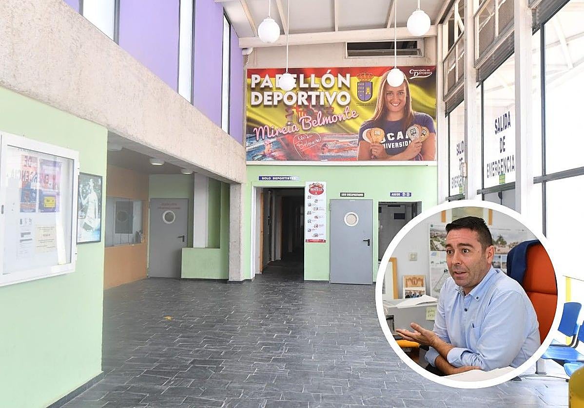 El pabellón Mireia Belmonte de Las Torres de Cotillas. En detalle, el alcalde de la localidad, Pedro José Noguera.