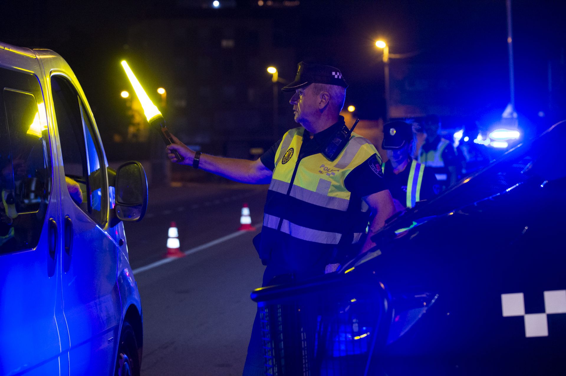 Así trabajan las patrullas nocturnas de la Policía Local de Murcia