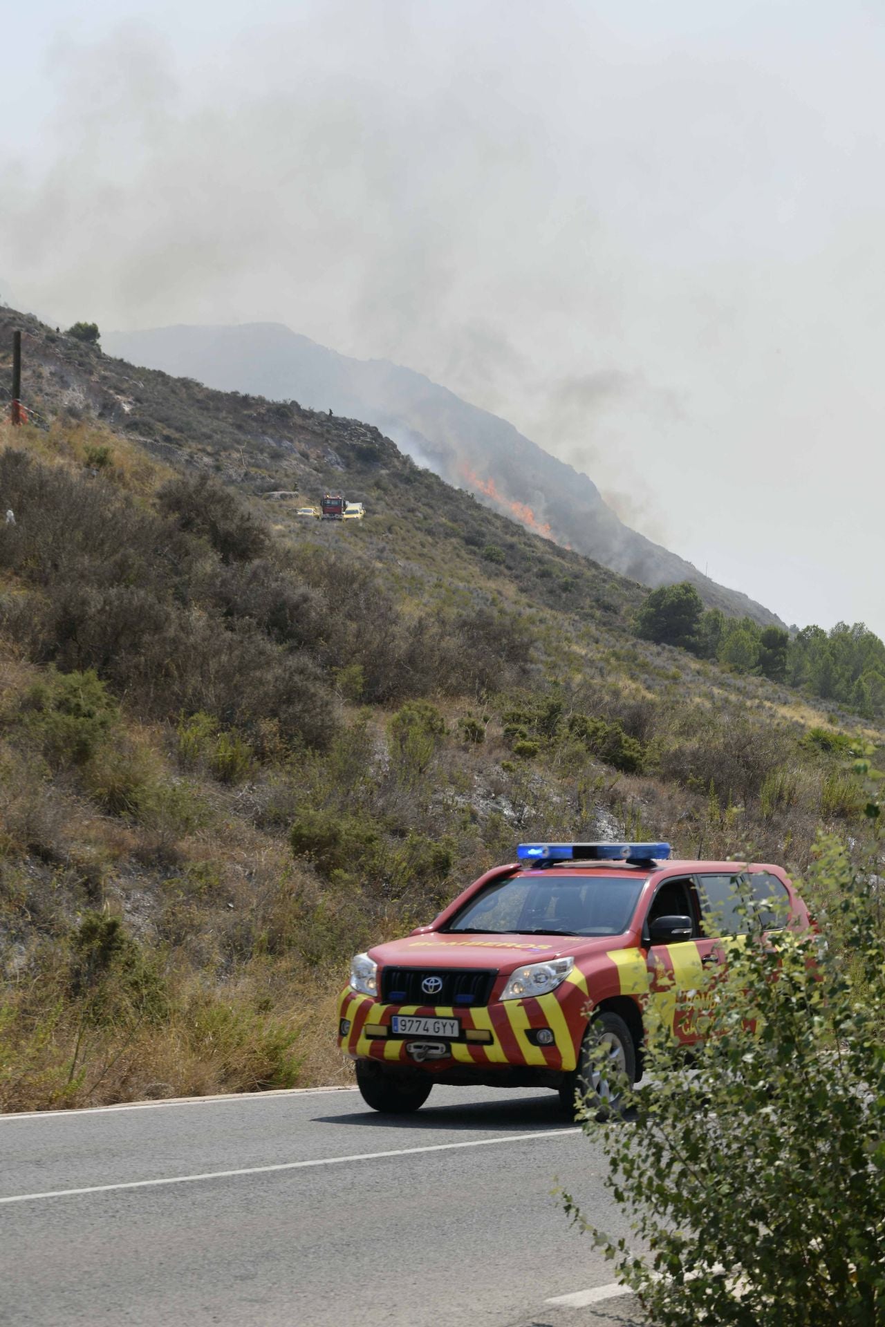 Las imágenes del incendio del Cedacero en Cartagena