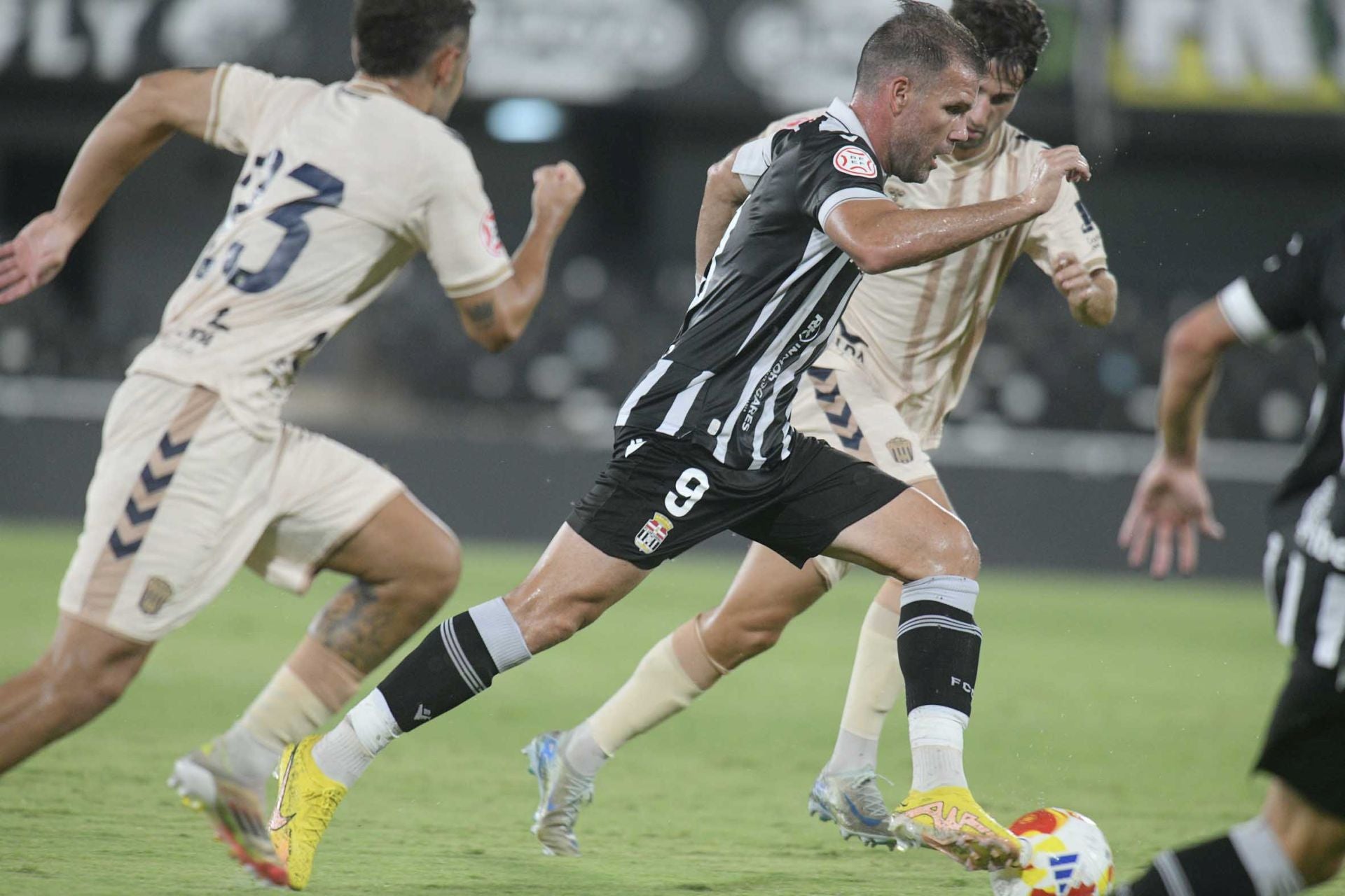 El FC Cartagena-Eldense, en imágenes