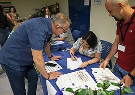 Participantes en unas jornadas de orientación a población desempleada en Lorca.