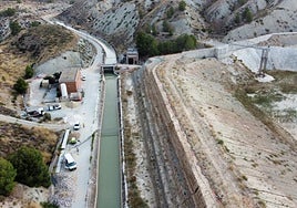 Panorámica de la zona del vaso de La Muela donde se trabaja.