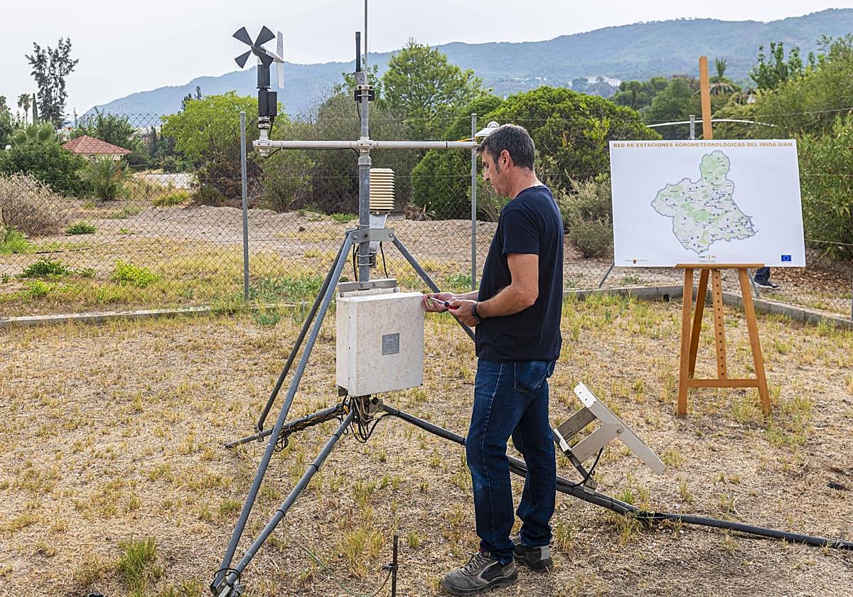 Estación agrometeorológica del Imida en la pedanía murciana de La Alberca.