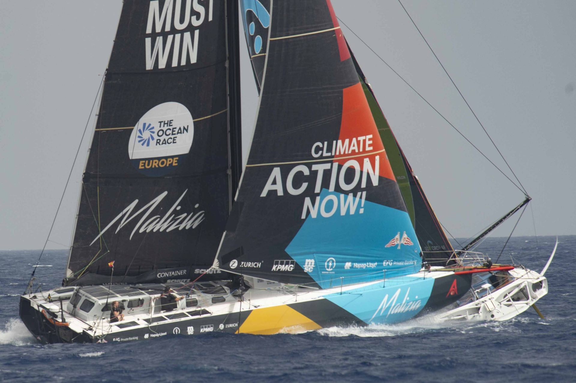 En imágenes, la Ocean Race se marcha de Cartagena hacia Niza