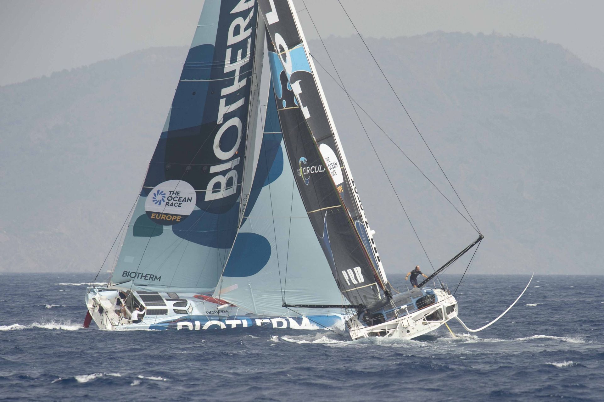 En imágenes, la Ocean Race se marcha de Cartagena hacia Niza