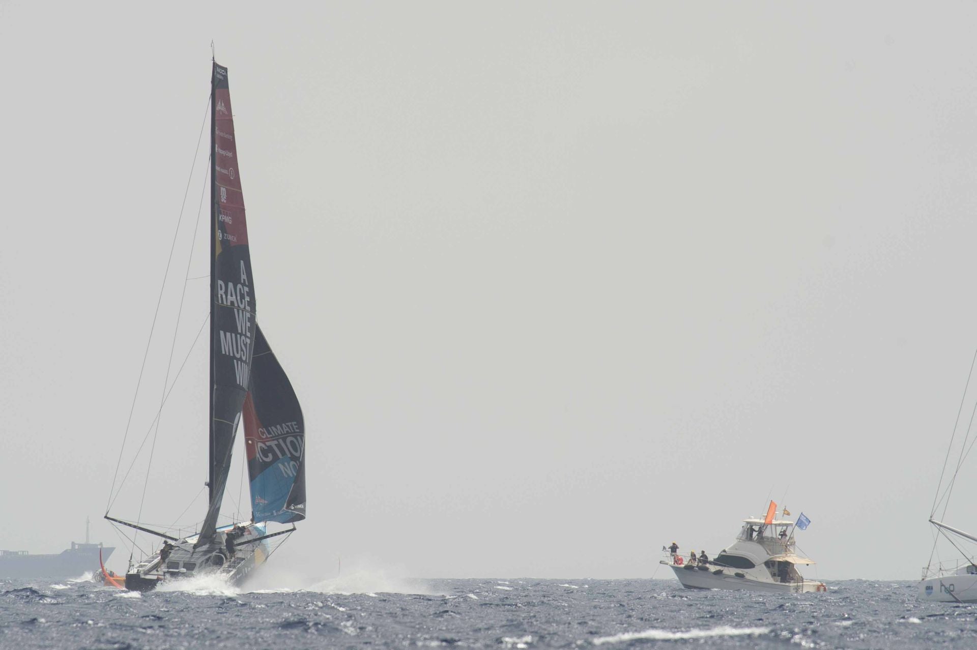 En imágenes, la Ocean Race se marcha de Cartagena hacia Niza