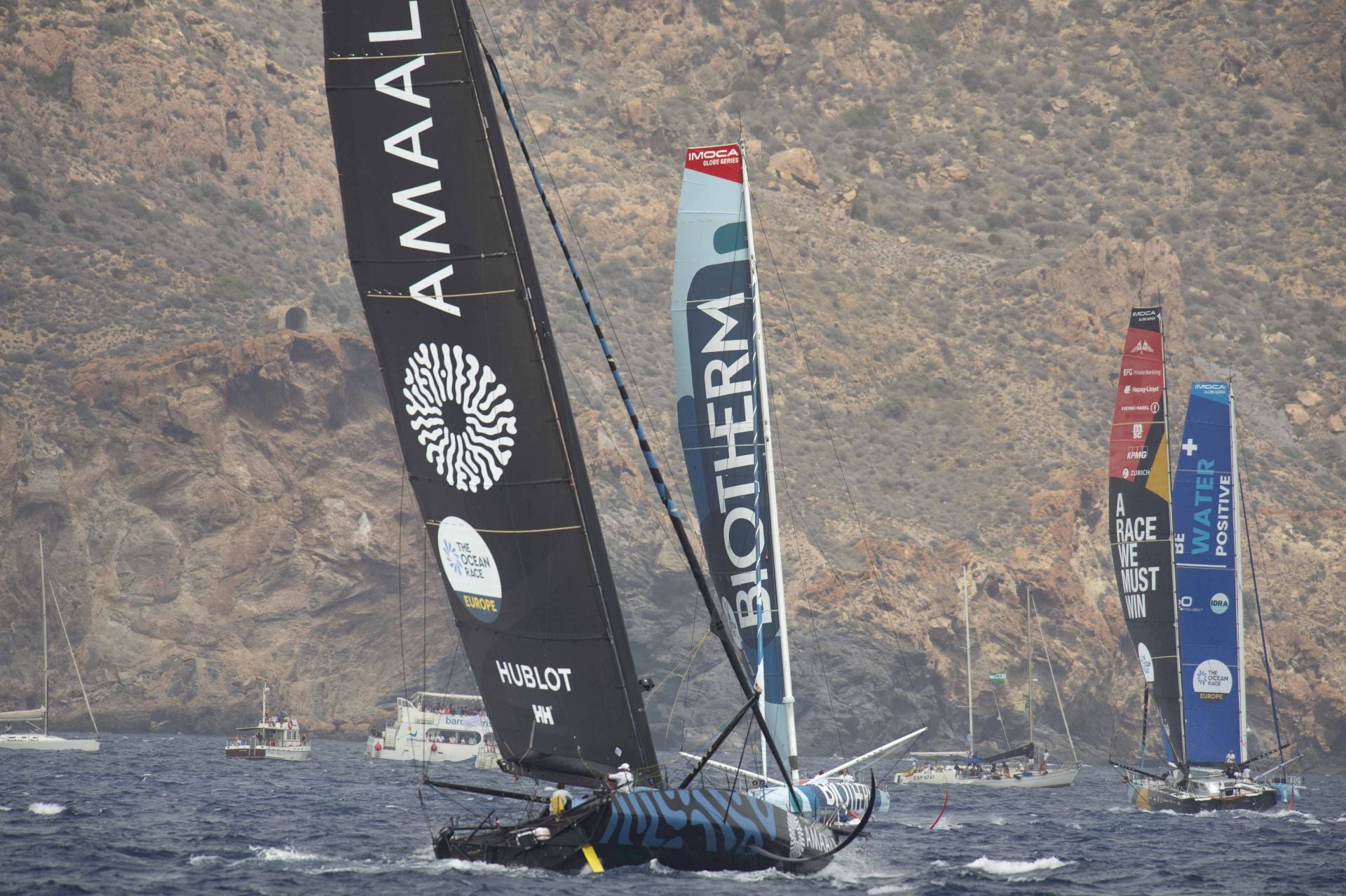 En imágenes, la Ocean Race se marcha de Cartagena hacia Niza
