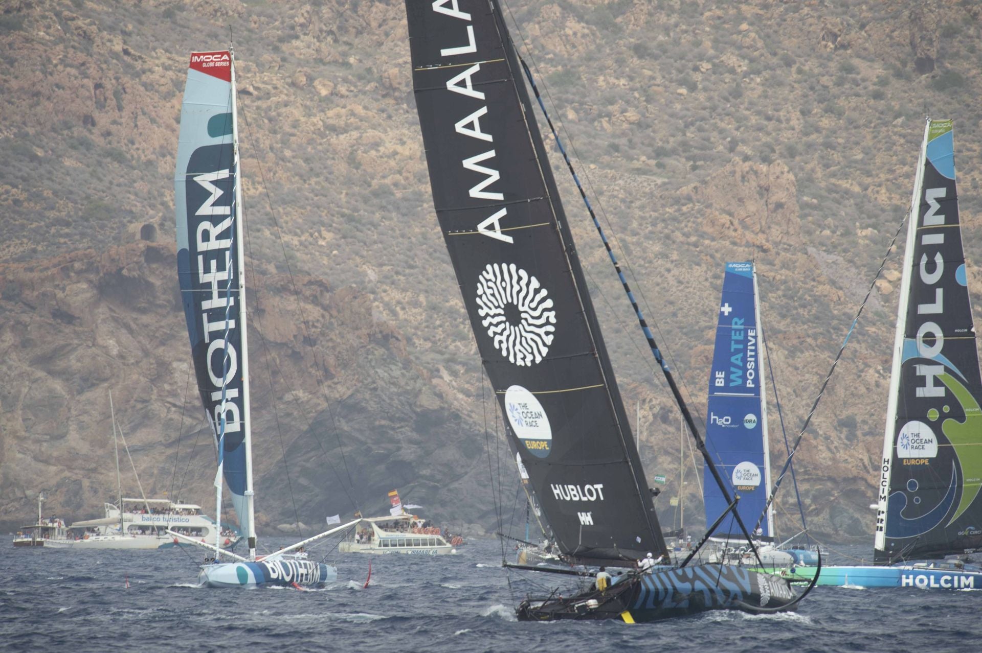 En imágenes, la Ocean Race se marcha de Cartagena hacia Niza