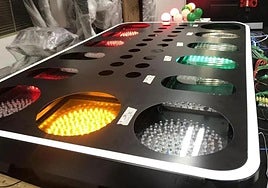 Un semáforo inteligente.