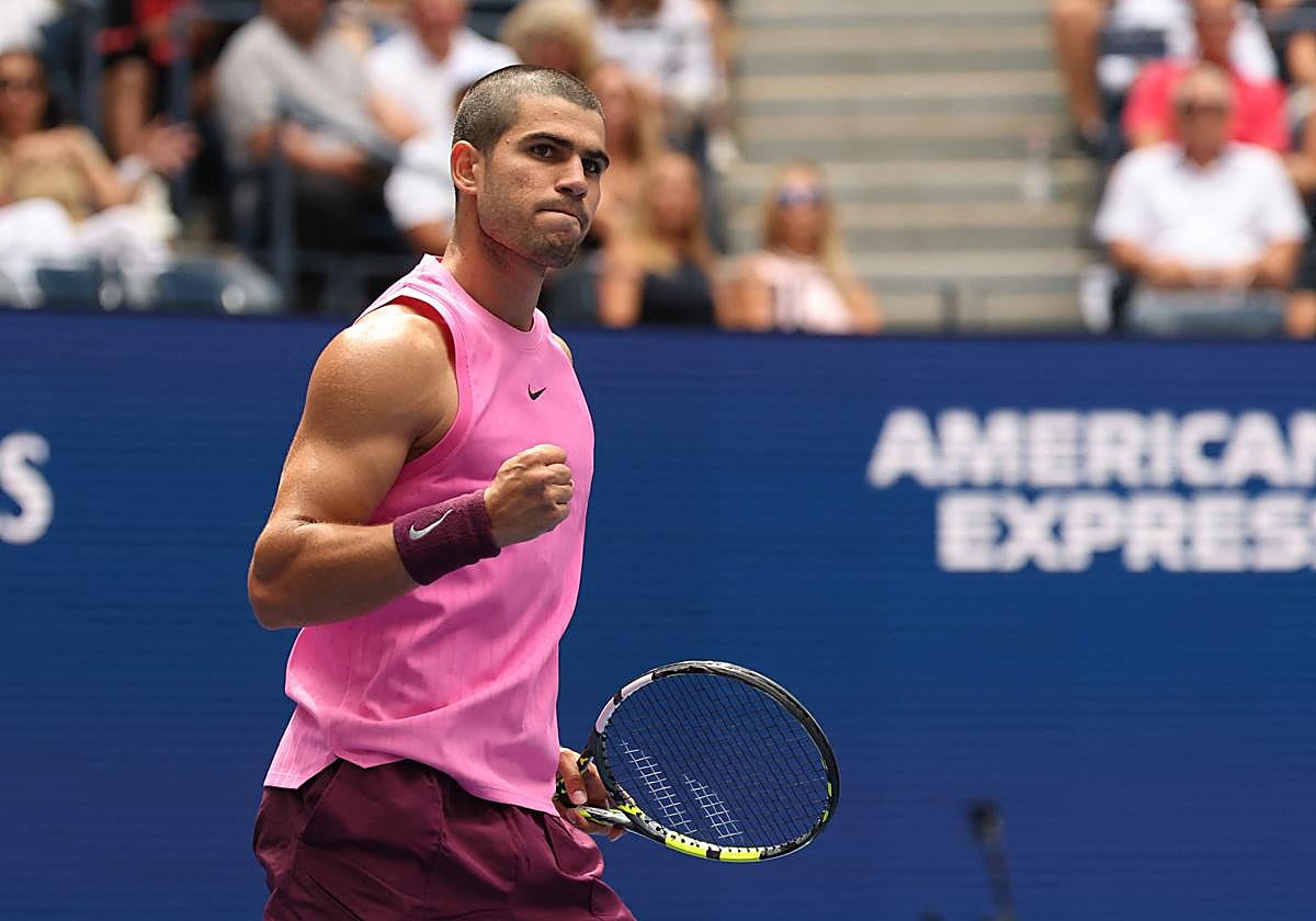 Carlos Alcaraz, este viernes, ante Darderi.