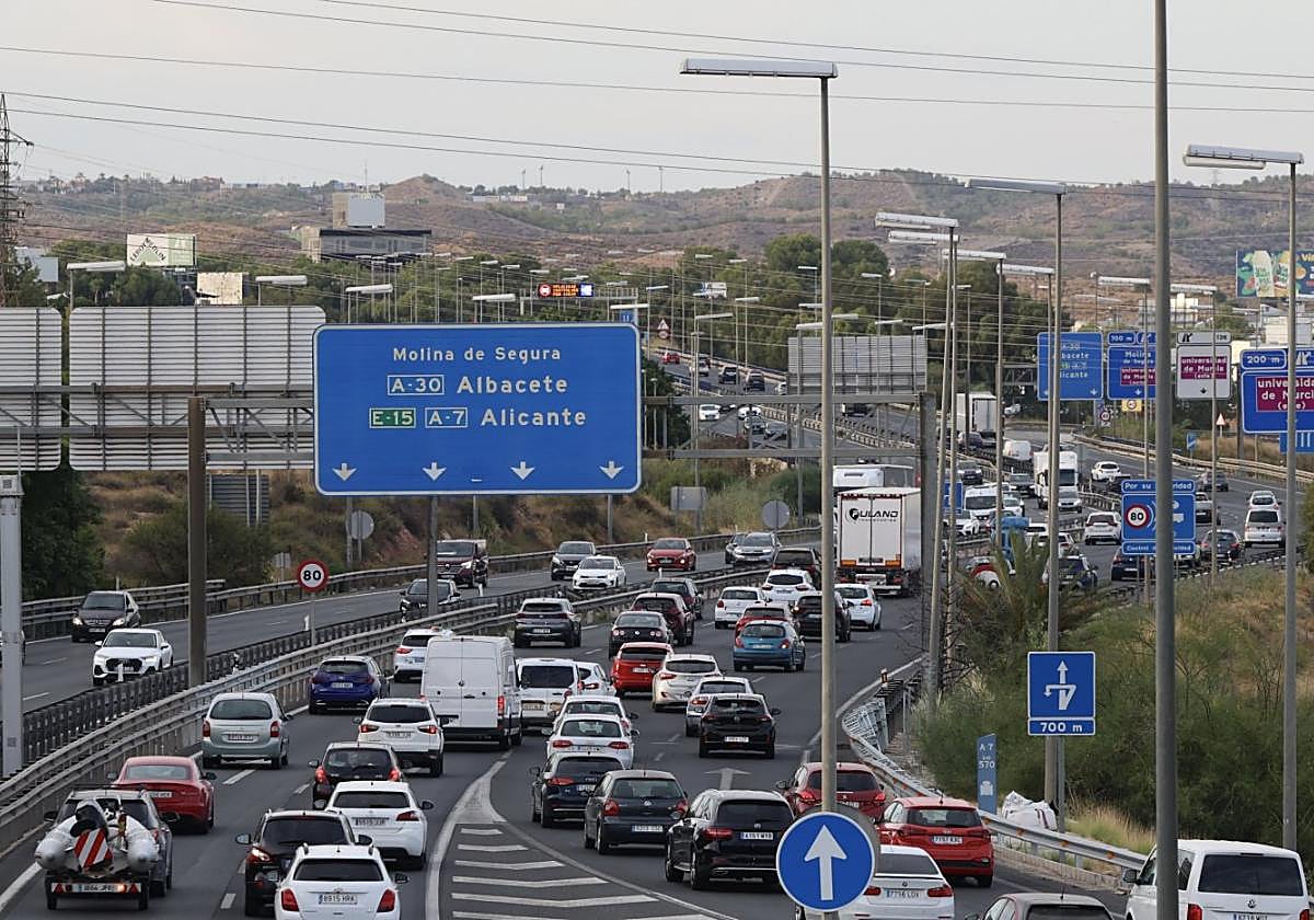 Imagen del nudo de Espinardo, ayer por la tarde.