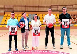 Presentación del trofeo Costa Cálida, ayer en Yecla.