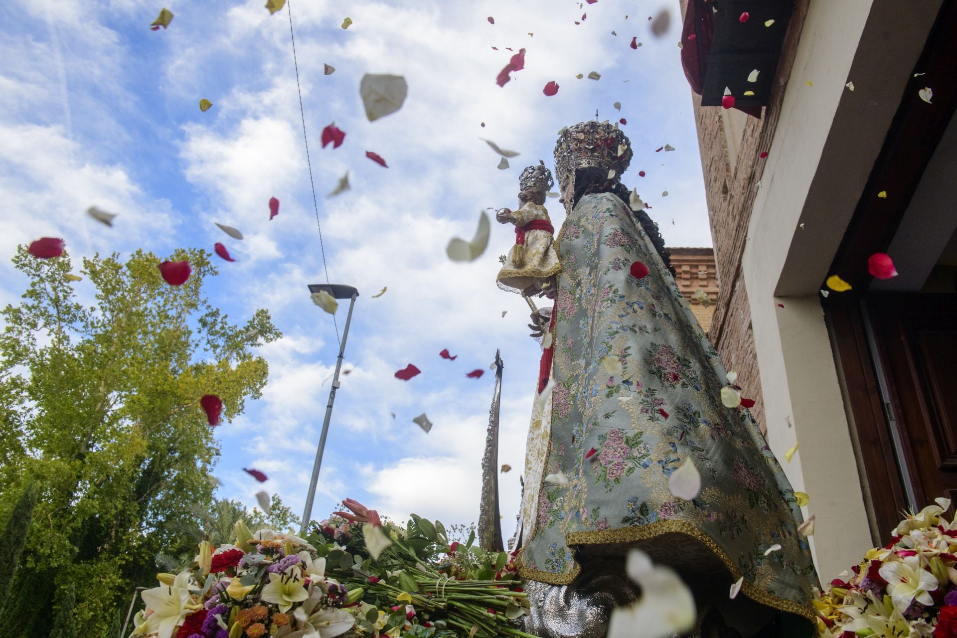 Las imágenes del recibimiento en Murcia a la Virgen de la Fuensanta