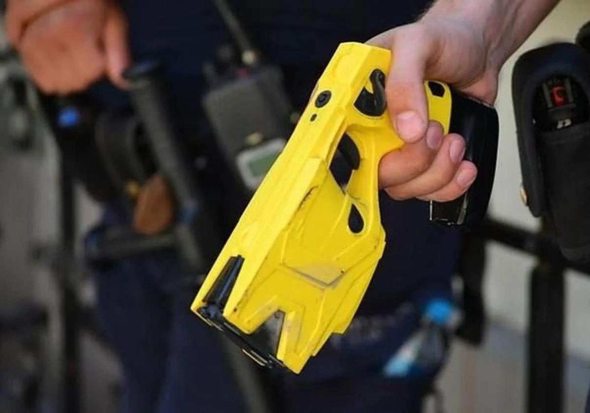 Una pistola eléctrica táser, en una imagen de archivo.