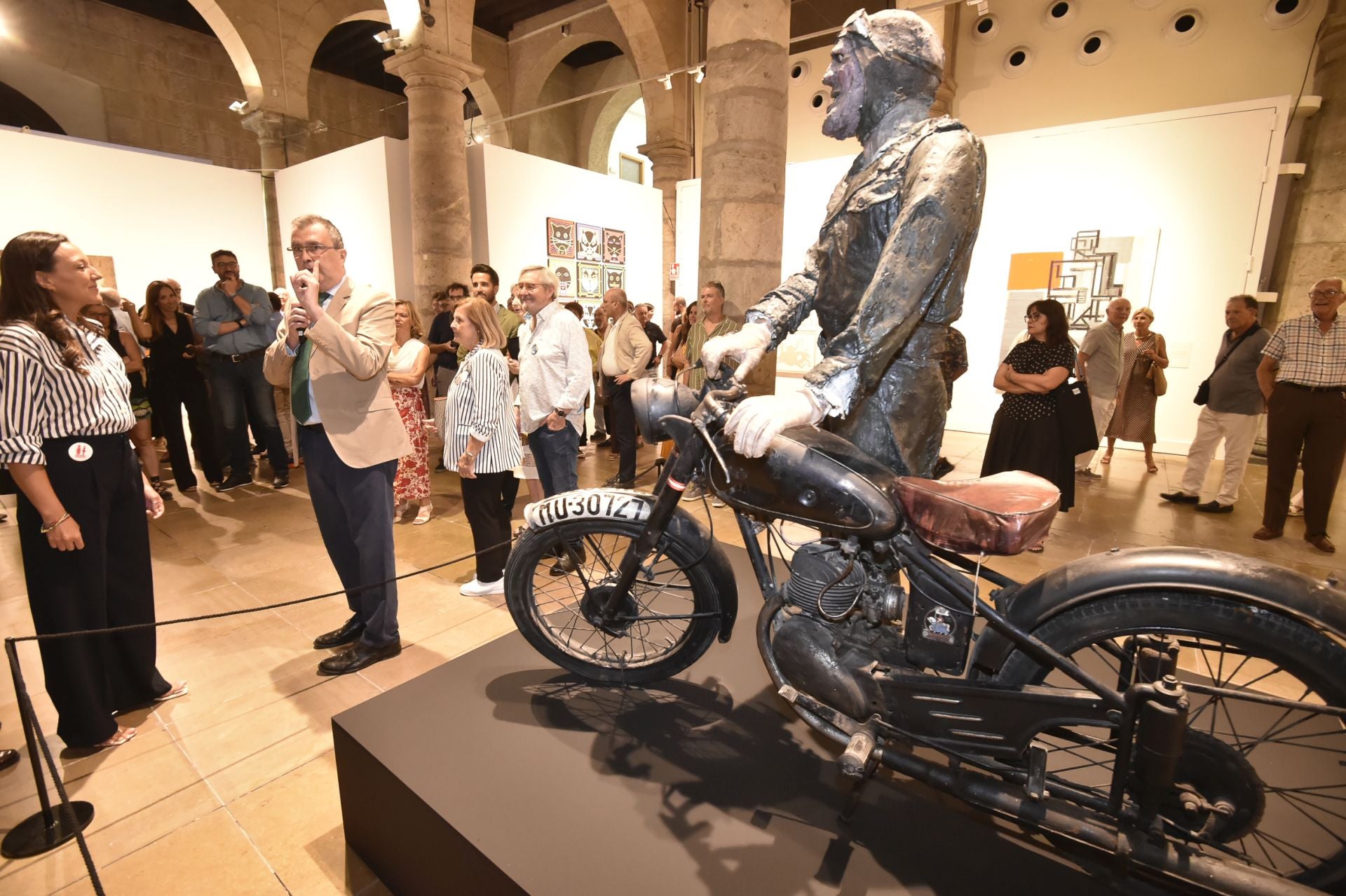 Gran homenaje en el Almudí al pintor Antonio Ballester
