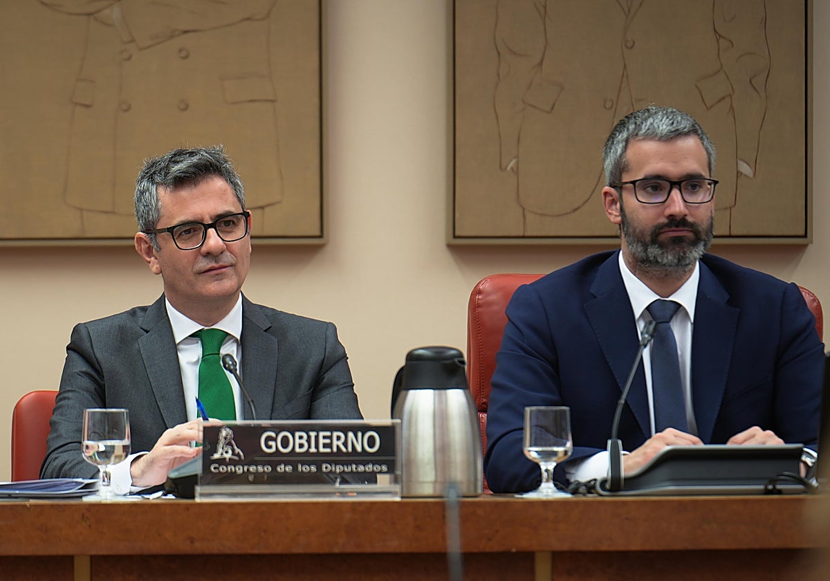Félix Bolaños y Francisco Lucas en una sesión de la Comisión de Justicia del Congreso.