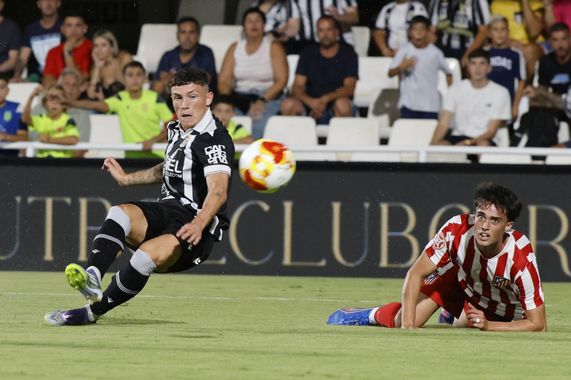 La victoria del Cartagena frente al Atlético Madrileño, en imágenes