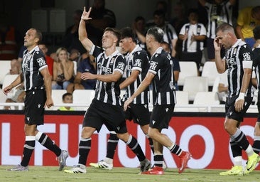 El Cartagonova alienta a un Efesé con espíritu