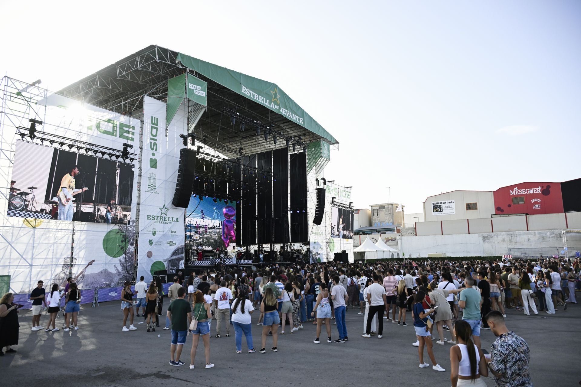 El ambiente en el B-Side de Molina de Segura, en imágenes
