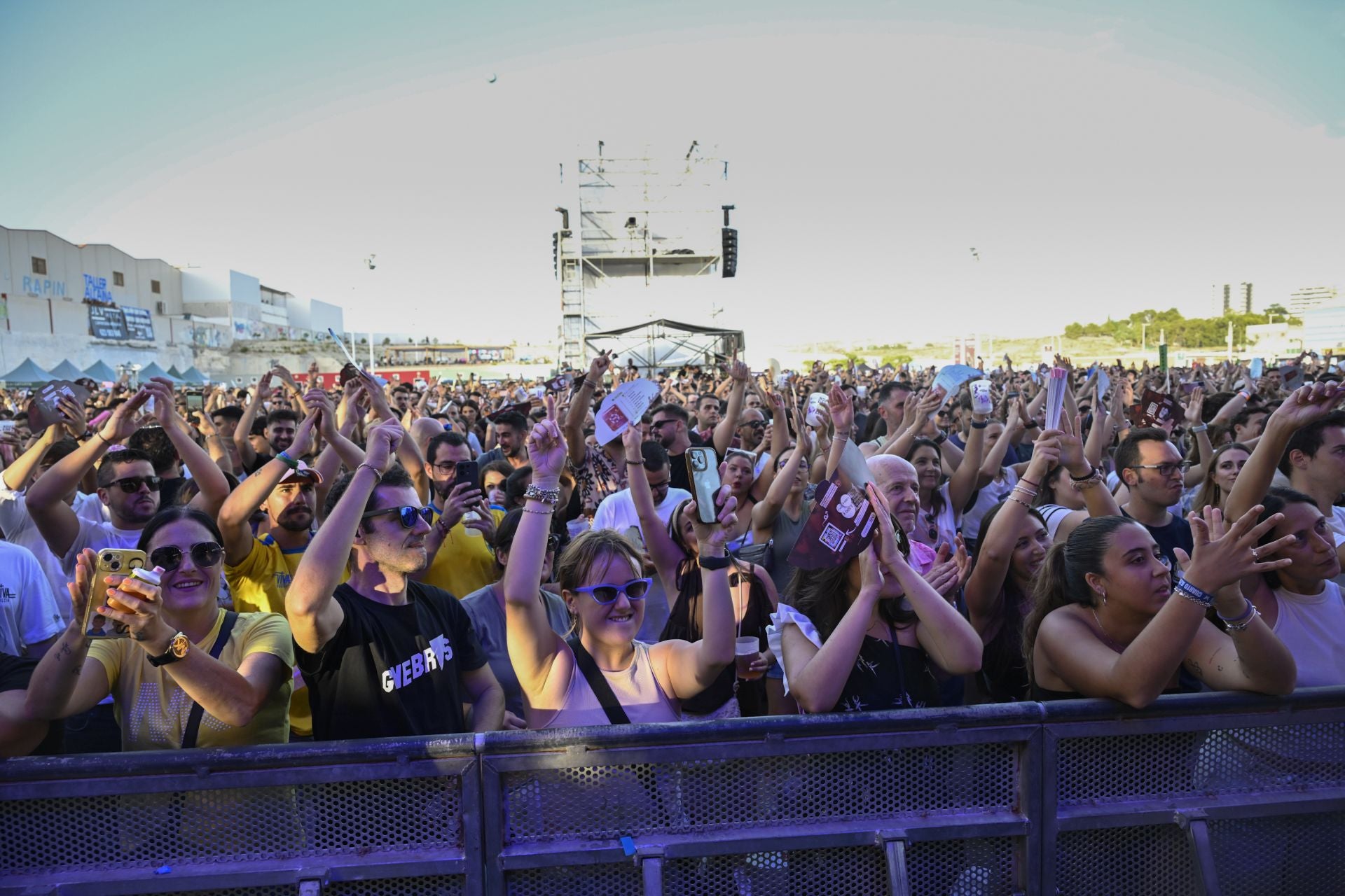 El ambiente en el B-Side de Molina de Segura, en imágenes