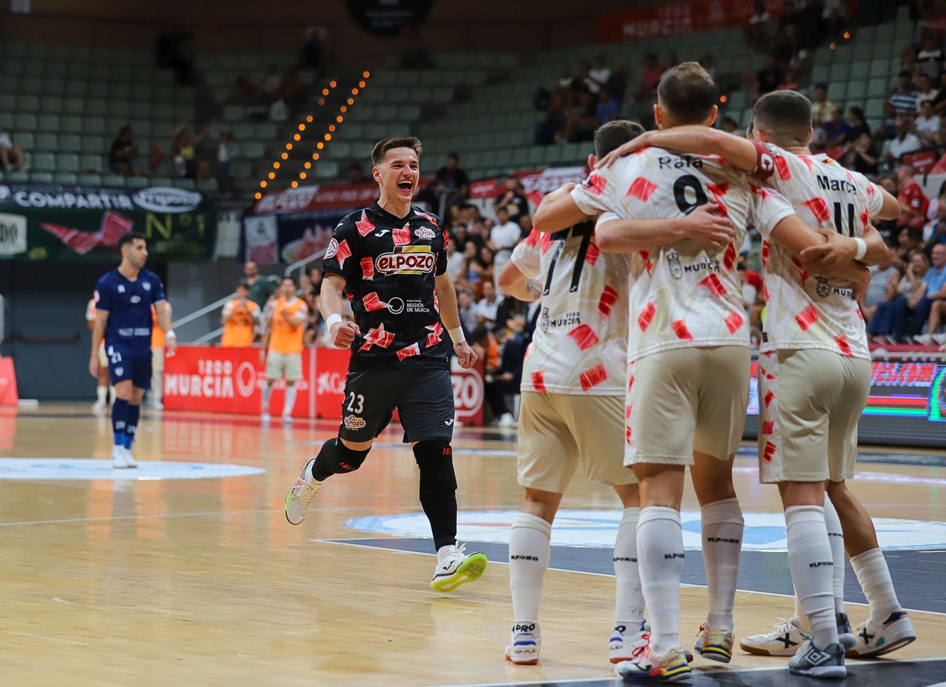 La derrota de ElPozo contra Córdoba en su debut en liga, en imágenes