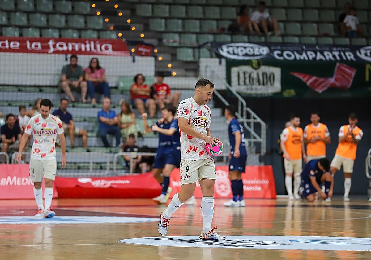 La derrota de ElPozo contra Córdoba en su debut en liga, en imágenes