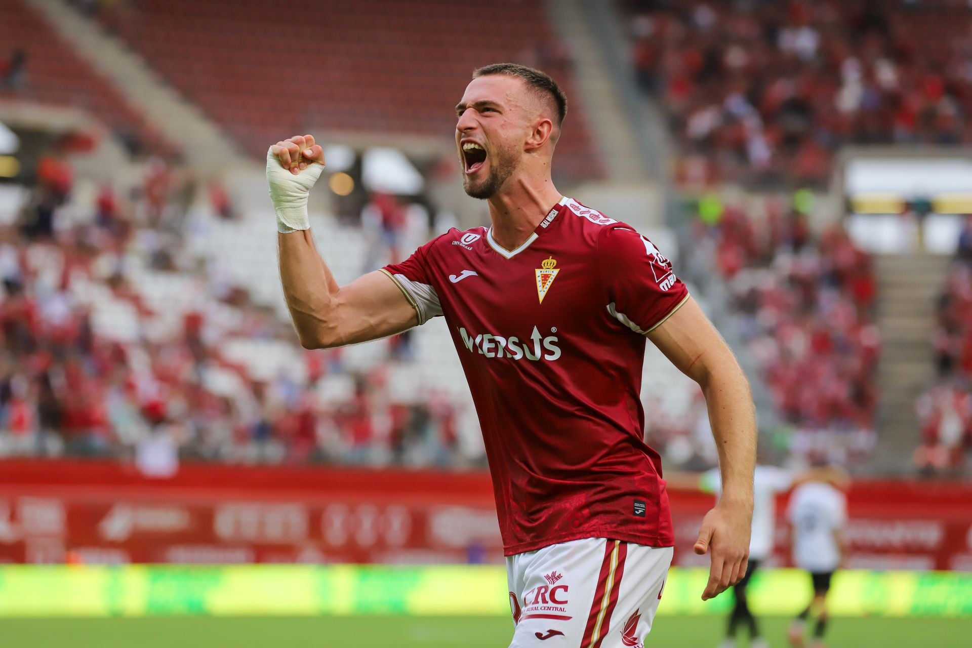 Las imágenes del Real Murcia-Torremolinos (1-0)