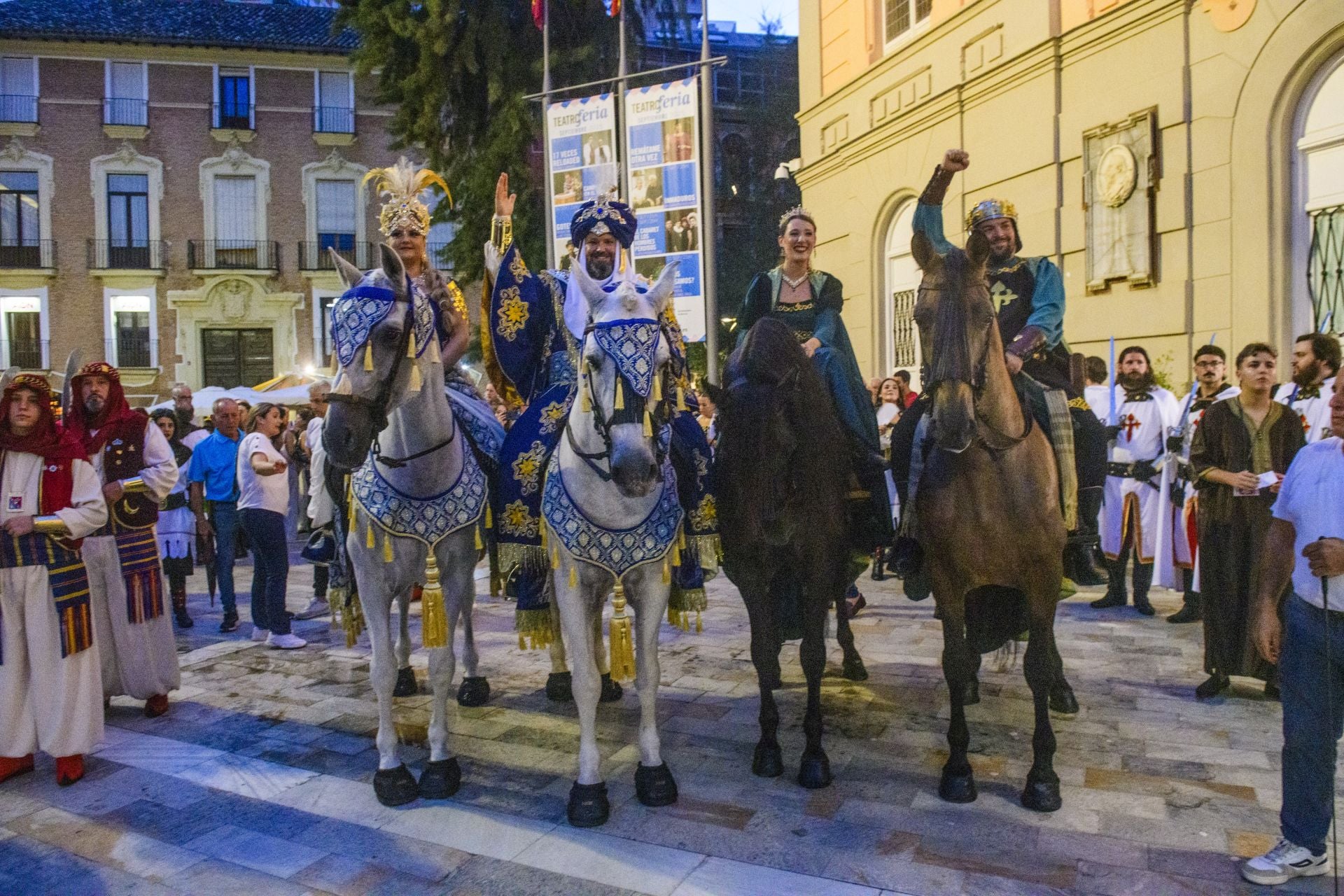 Las imágenes del pregón de las fiestas de Moros y Cristianos de Murcia