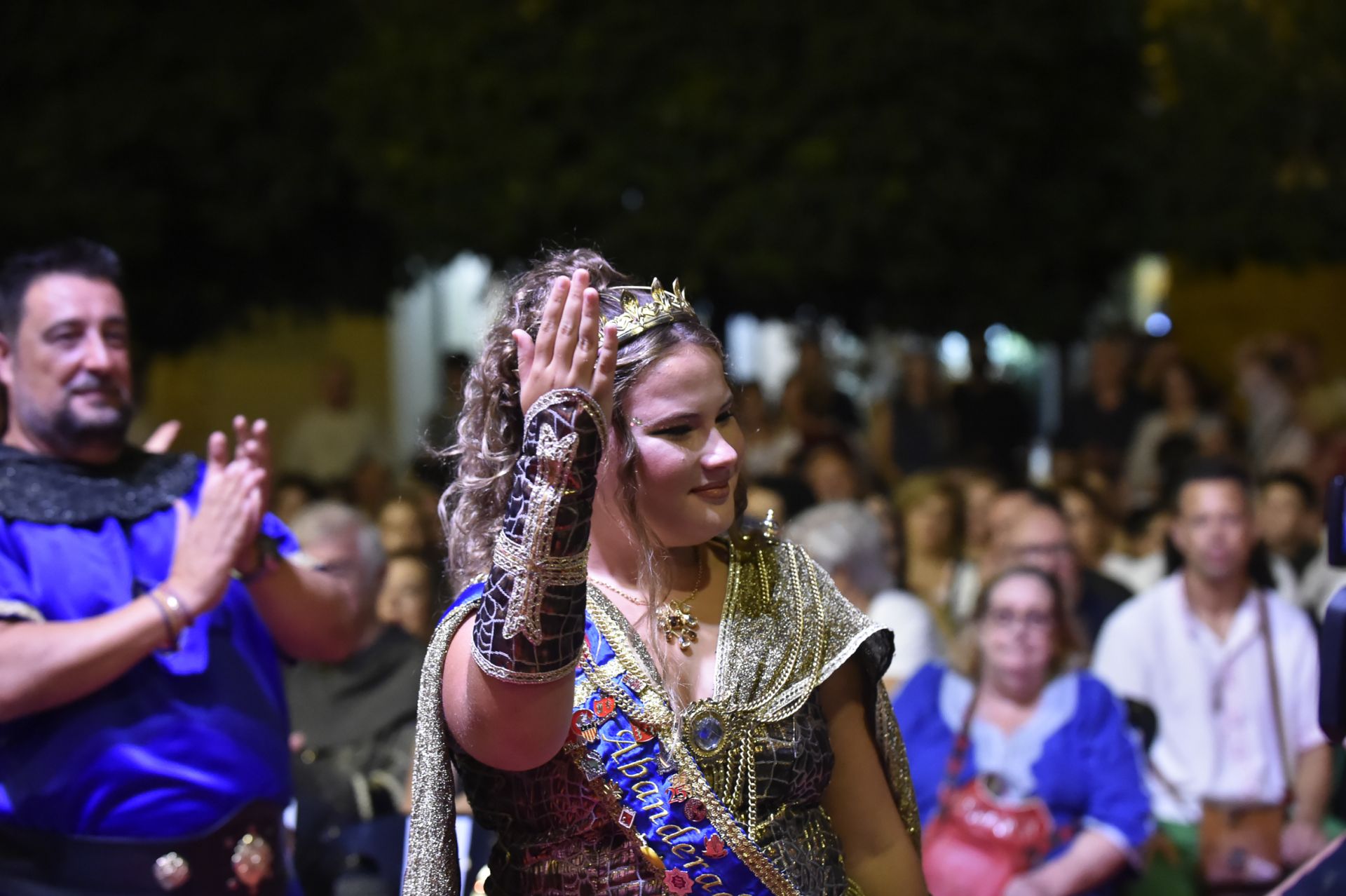 Recepción de las Abanderadas de Moros y Cristianos de Murcia, en imágenes