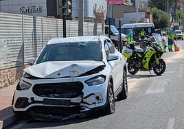 Estado en el que quedó el vehículo tras el atropello en Murcia.