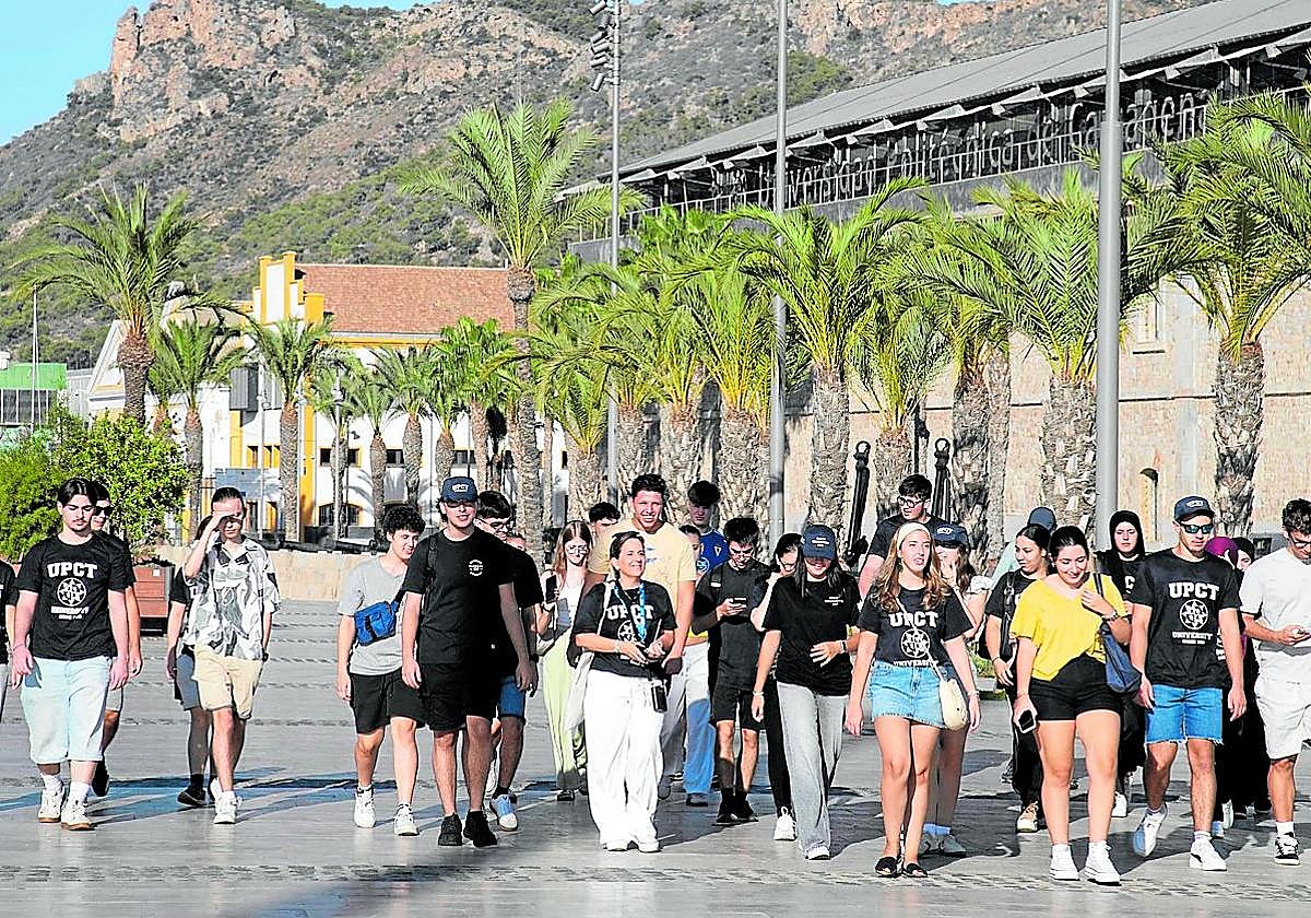 Jule boring life nackt