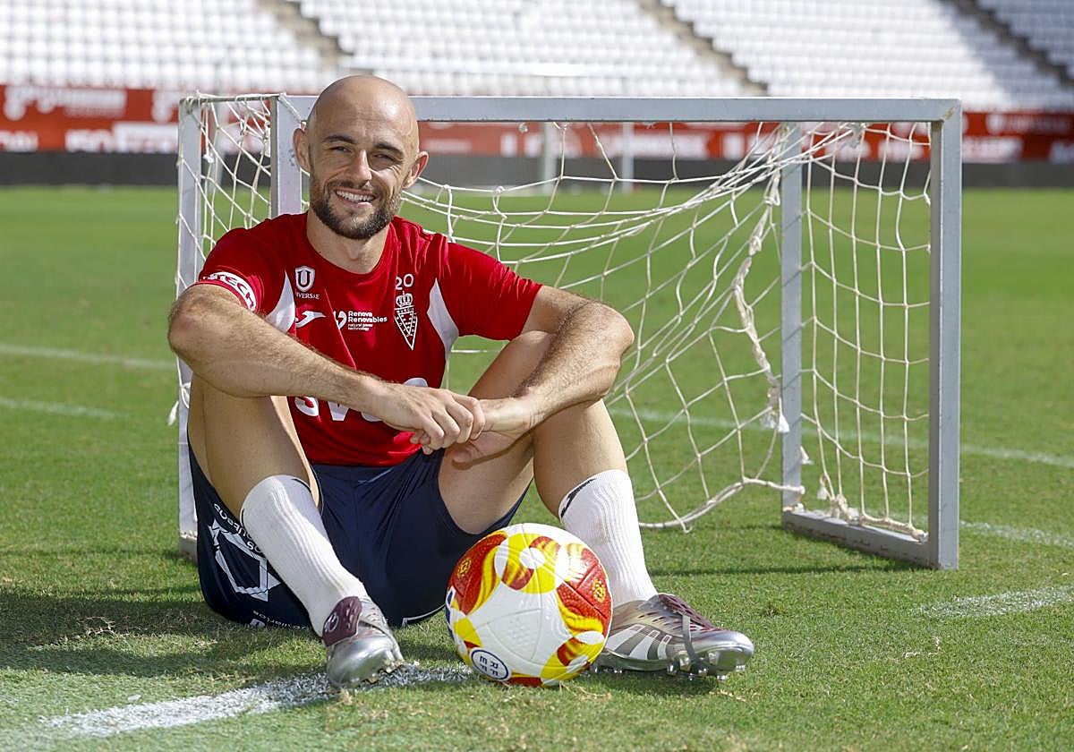 Ekain, el pasado miércoles, tras el entrenamiento del Real Murcia en el Enrique Roca.