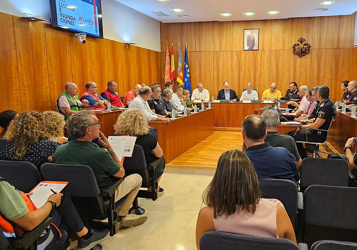 Celebración hoy del simulacro de Cecopal en el salón de plenos de Orihuela.
