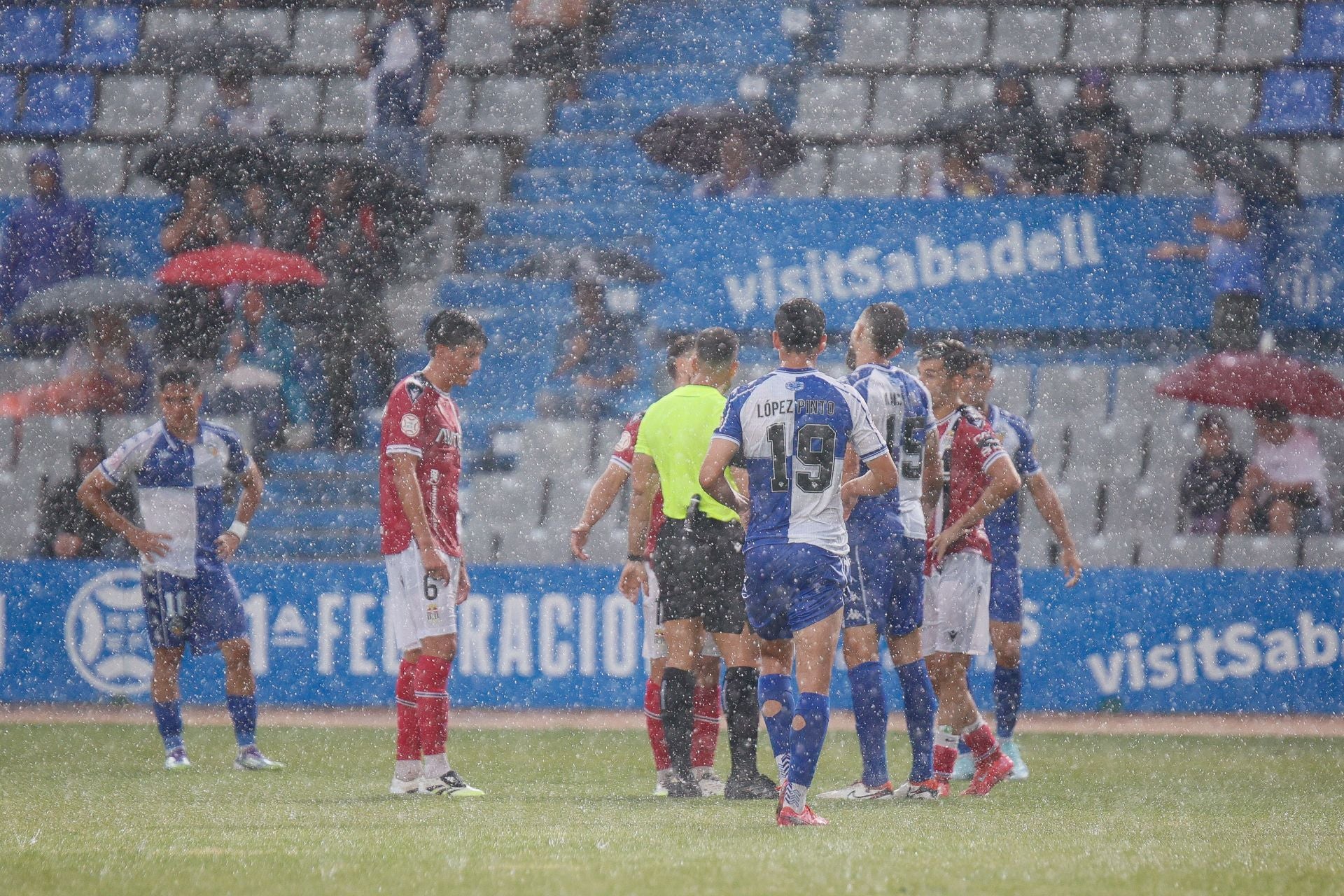 El partido suspendido entre Sabadell y Cartagena, en imágenes
