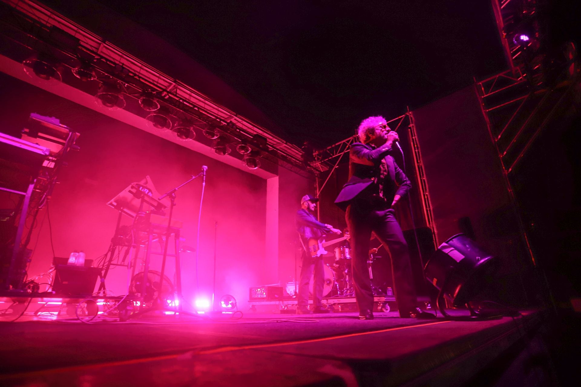 El concierto de León Benavente en Murcia, en imágenes