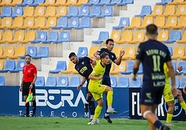 En imágenes, el partido entre el UCAM y el Lorca Deportiva