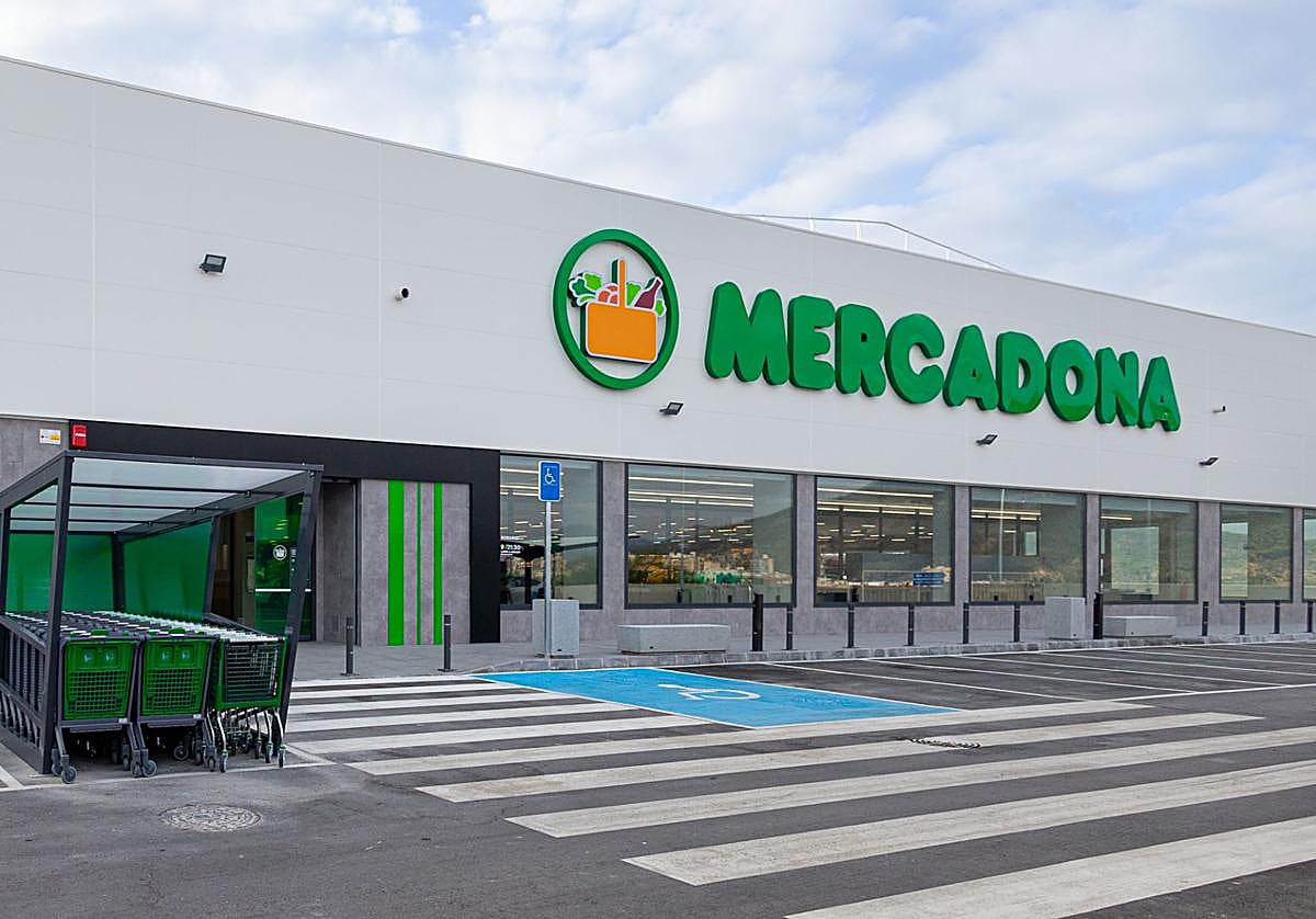 La nueva tienda abierta hoy en Cieza en el PC Los Olivos.