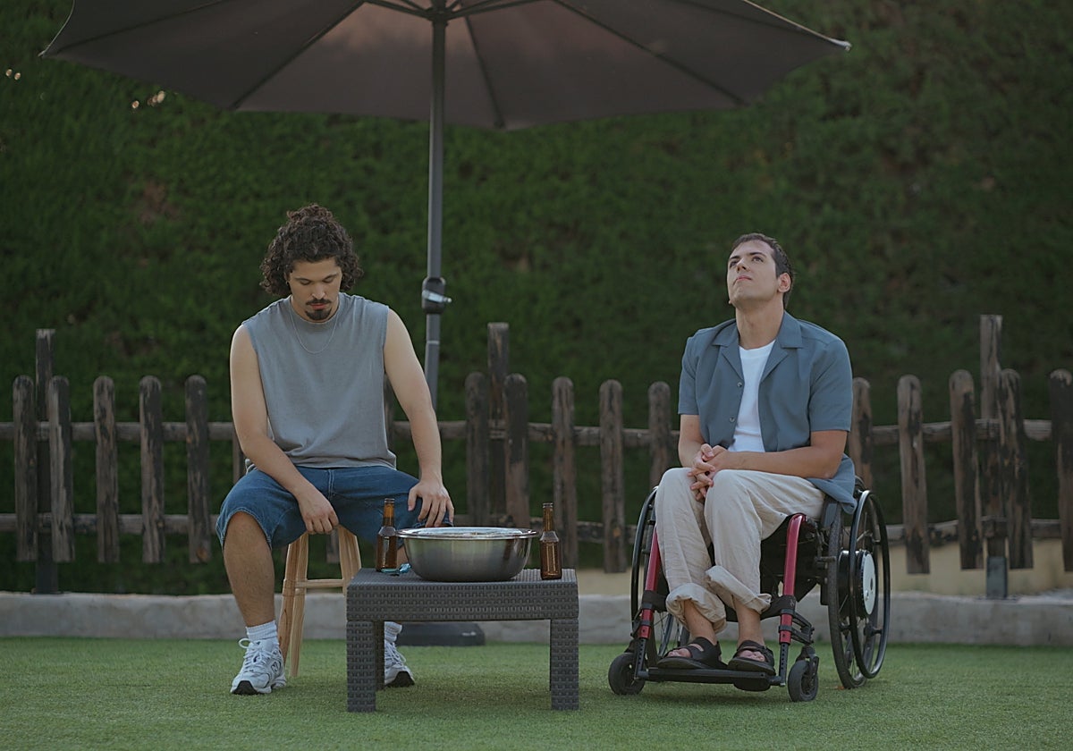 Fran Alcón y Gonzalo Basern protagonizan el cortometraje 'Perseidas'