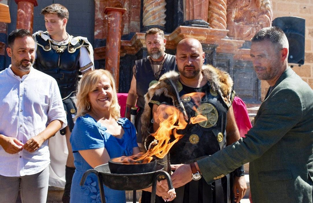 Las imágenes del encendido del Fuego Sagrado de Carthagineses y Romanos en Caravaca