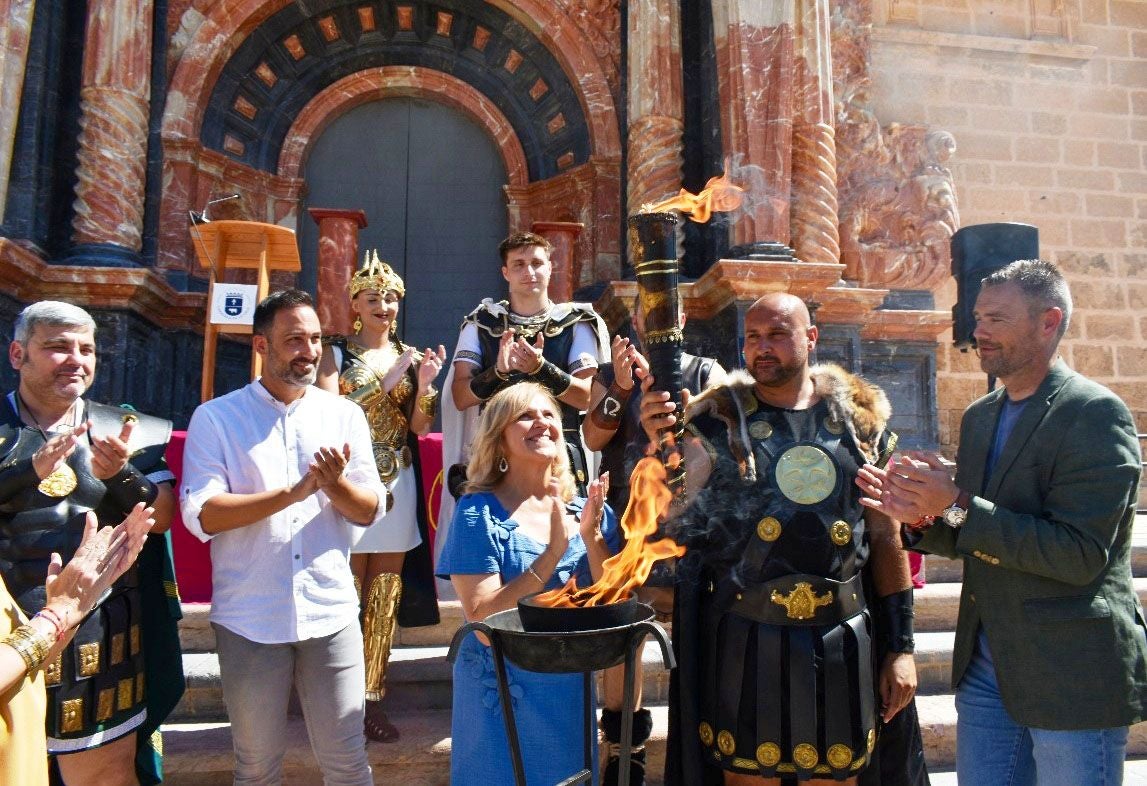 Las imágenes del encendido del Fuego Sagrado de Carthagineses y Romanos en Caravaca