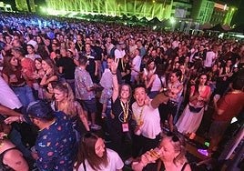 Asistentes del festival Love The Twenties, en octubre de 2024